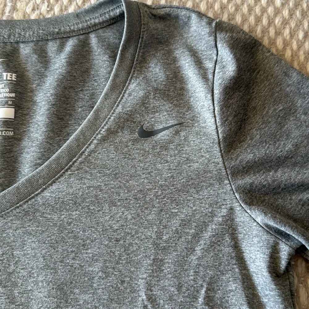 New Nike Tee Athletic Cut